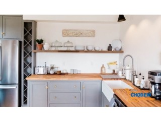 Những tủ bếp bắt mắt tạo cái nhìn ấn tượng cho không gian nhỏ